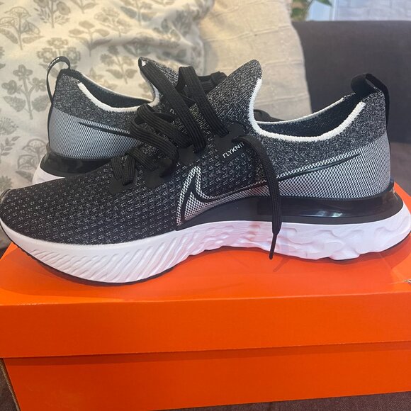 NEW/Never Used: Nike React Infinity Run FK Men's Sneakers - Picture 4 of 4